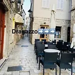 Dragazzo Apartment *